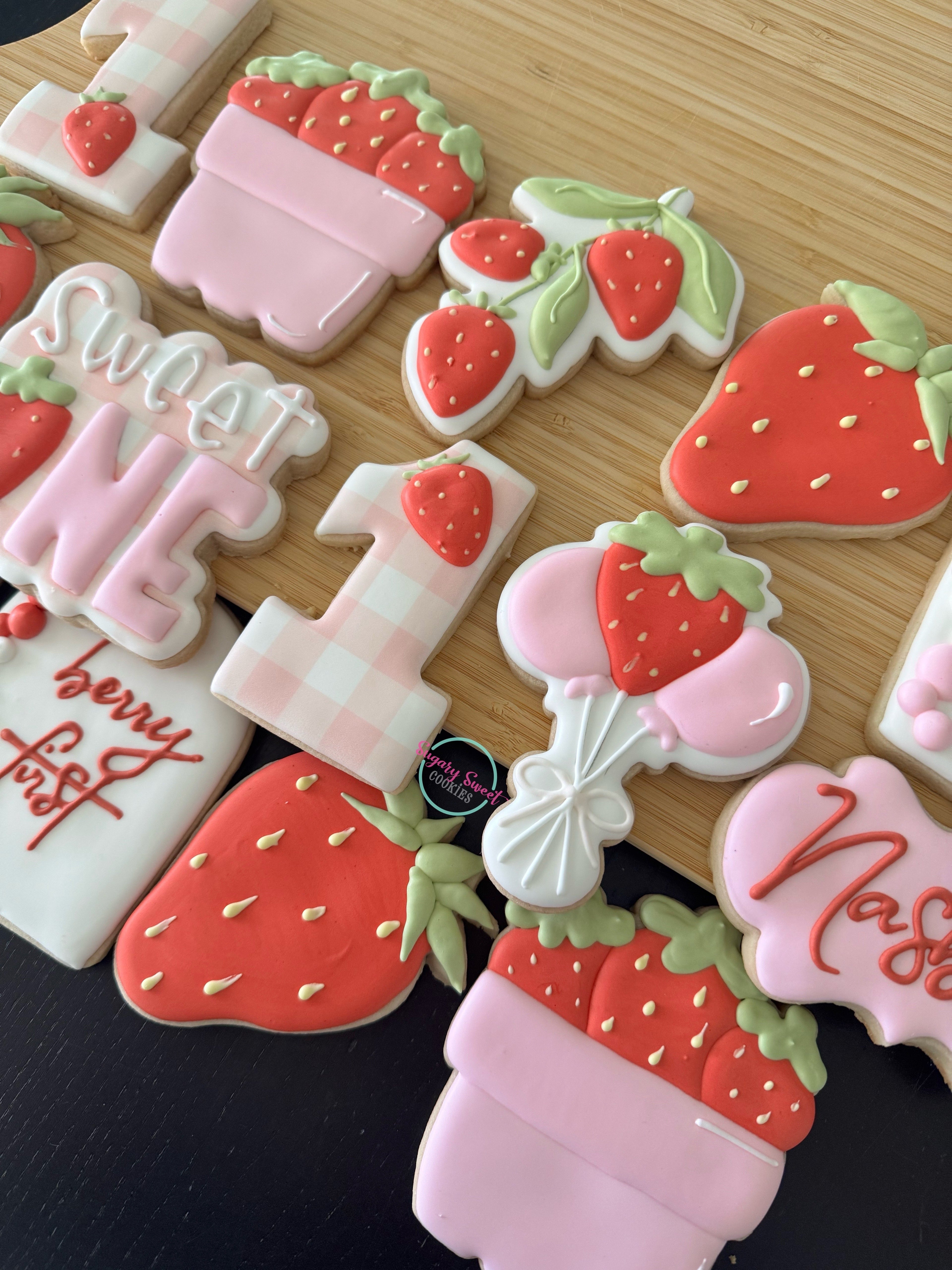 Strawberry Birthday set (12 cookies)