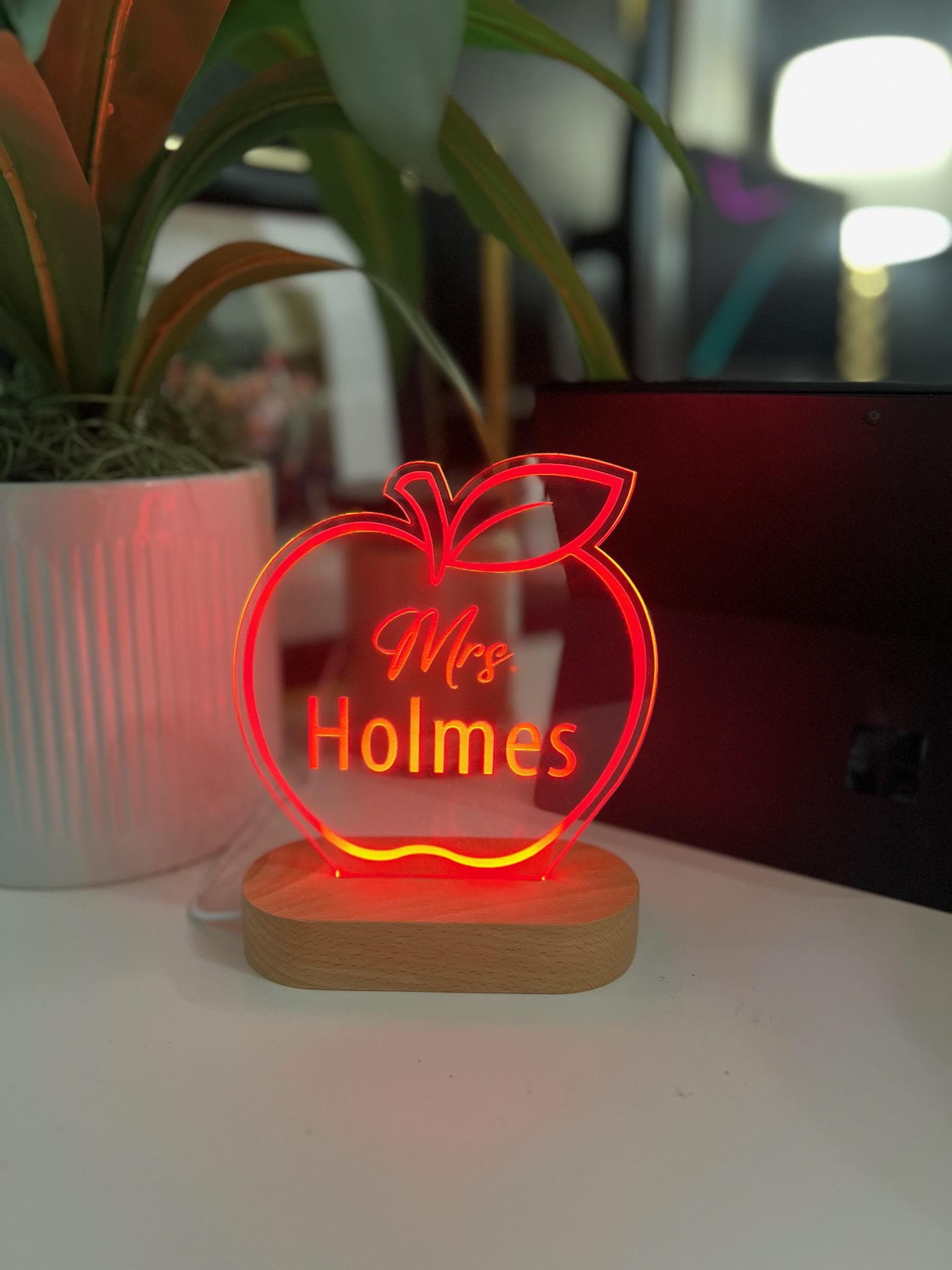 Personalized Teacher Desk Sign - Custom Name Plate - Classroom Decor - Back to School Gift - Teacher Appreciation - Custom Teacher Gift