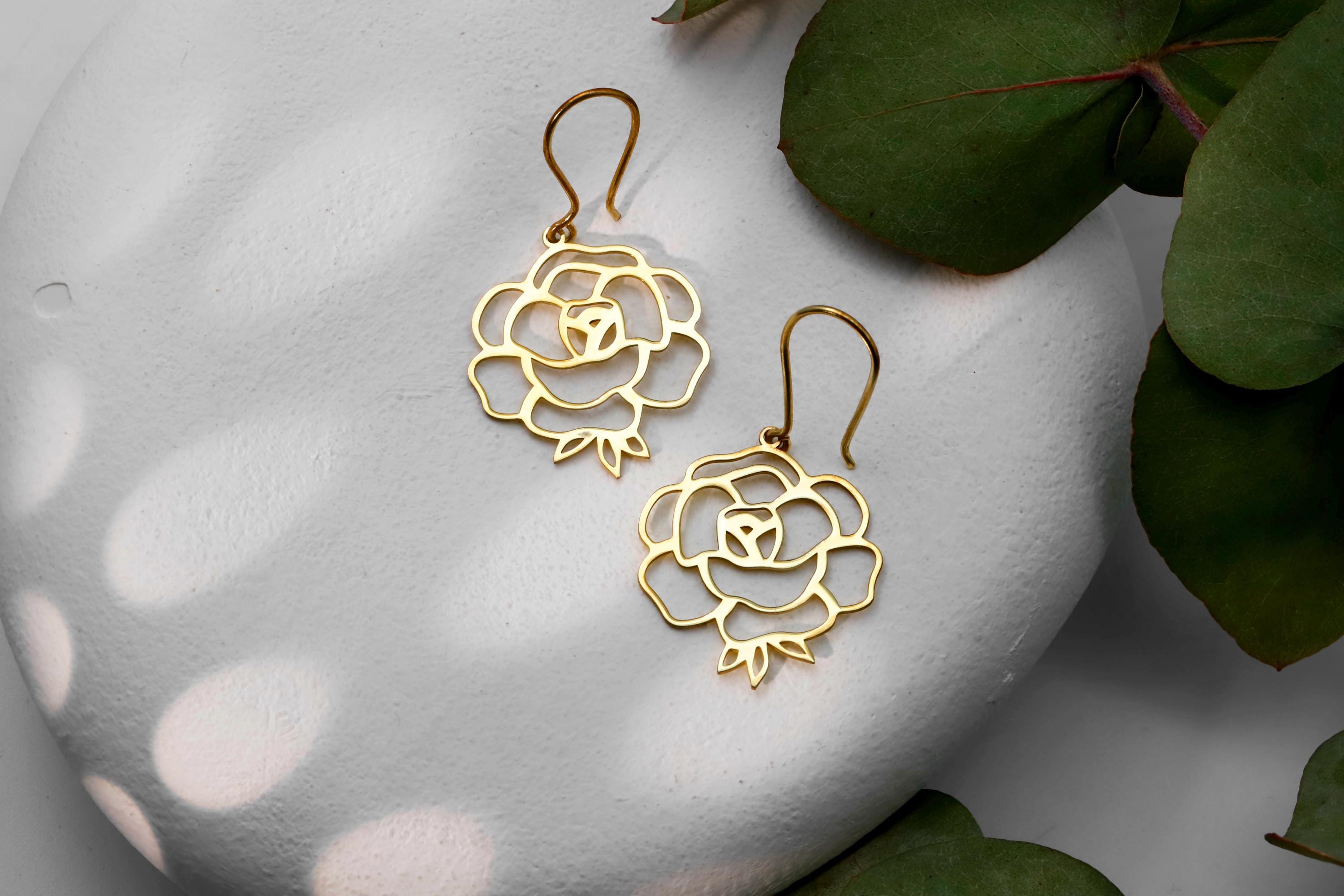 Birth Flower Earrings - Dazzling Floral Designs