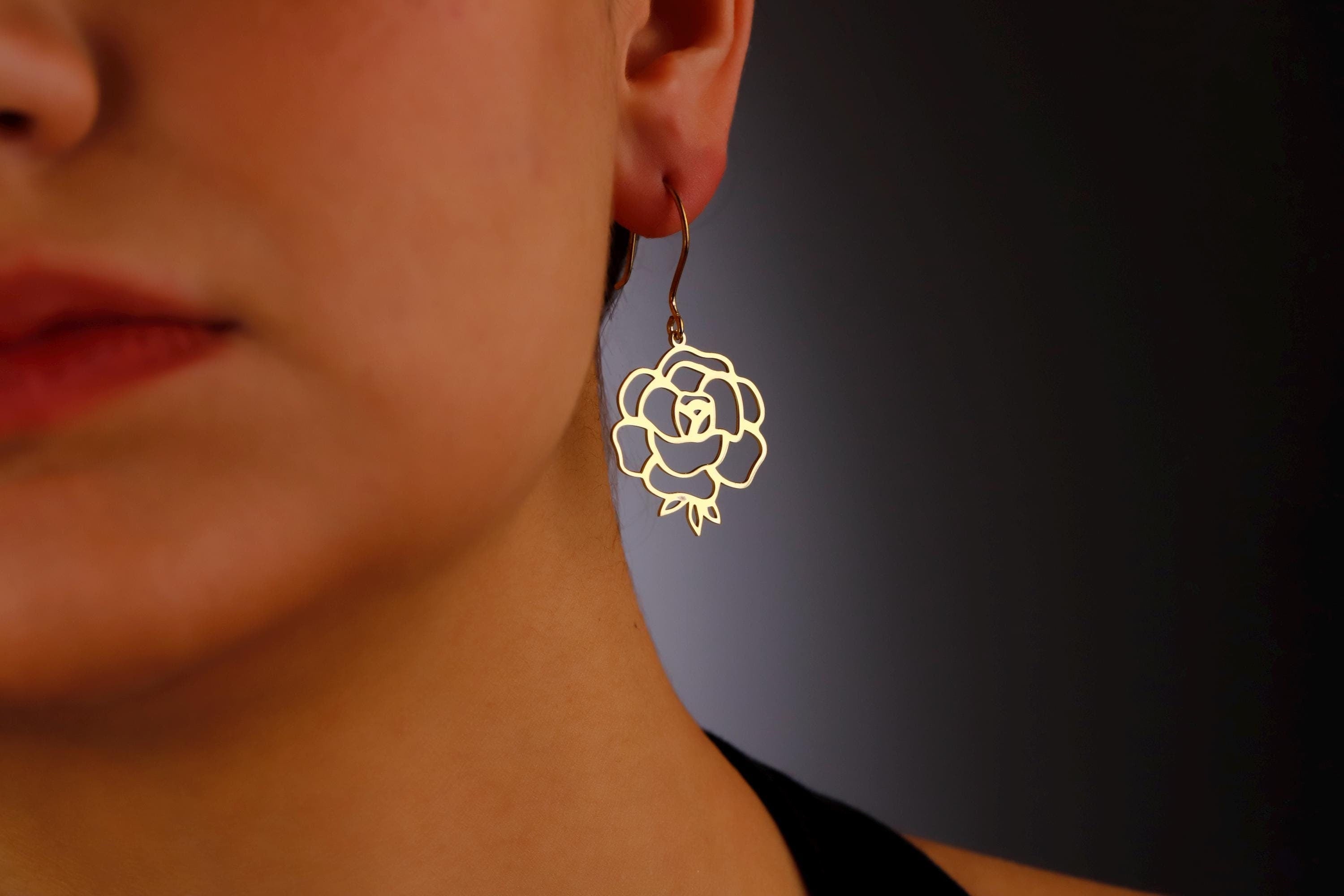Birth Flower Earrings - Dazzling Floral Designs